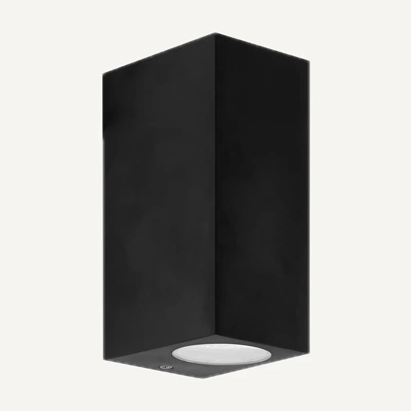 Illustration de gamme — PFAP24-65947 — Applique jardin nexel carre PVC noir 2L*GU10 MAX 35W
