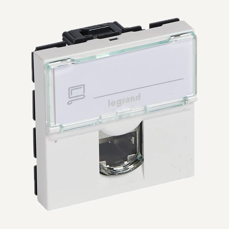 Illustration de gamme — PRJ45/U6 — Prise RJ45 CAT6 45X45 UTP