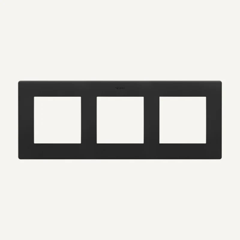 Illustration de gamme — SM2400630-098 — Plaque 3P harmonie noir MAT 2400630-098