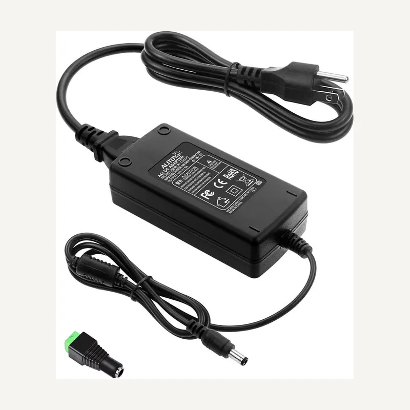 Bloc d'alimentation 4 sortie input voltage:: 100-220VAC output 12V-5A